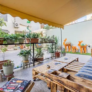 https://hostel-nena-semi.hotels-in-tirana.com