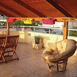 Friends Terrace Habitación en casa particular