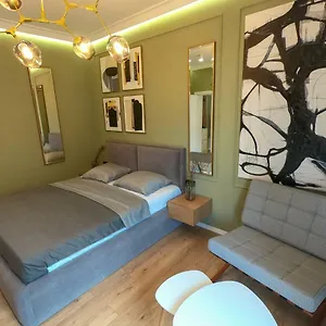 Roza's Center Apartamento