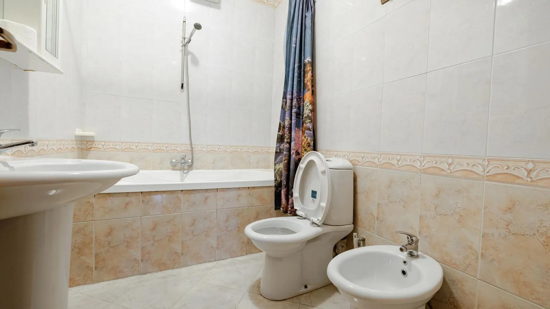 Boutique Hotel Whisky Tirana 3*,  Albania